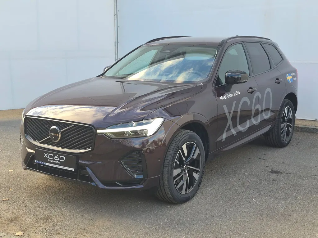 Fotografie: 2025 Volvo XC 60