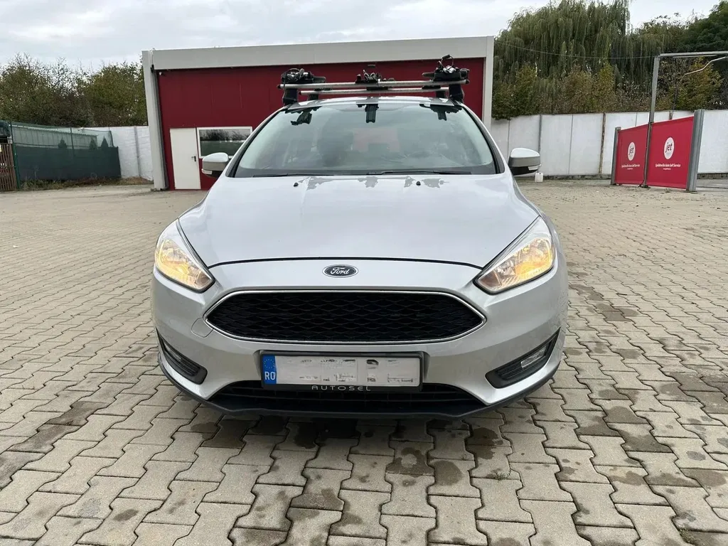Fotografie: 2018 Ford Focus