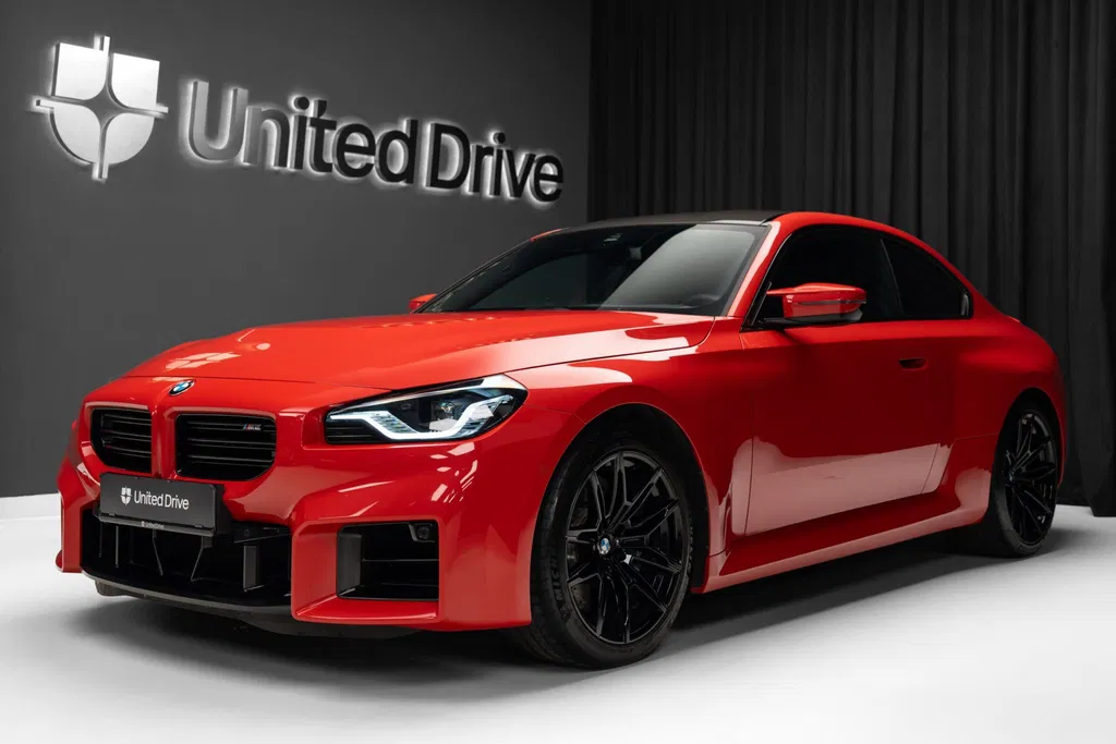 Fotografie: 2023 BMW M2