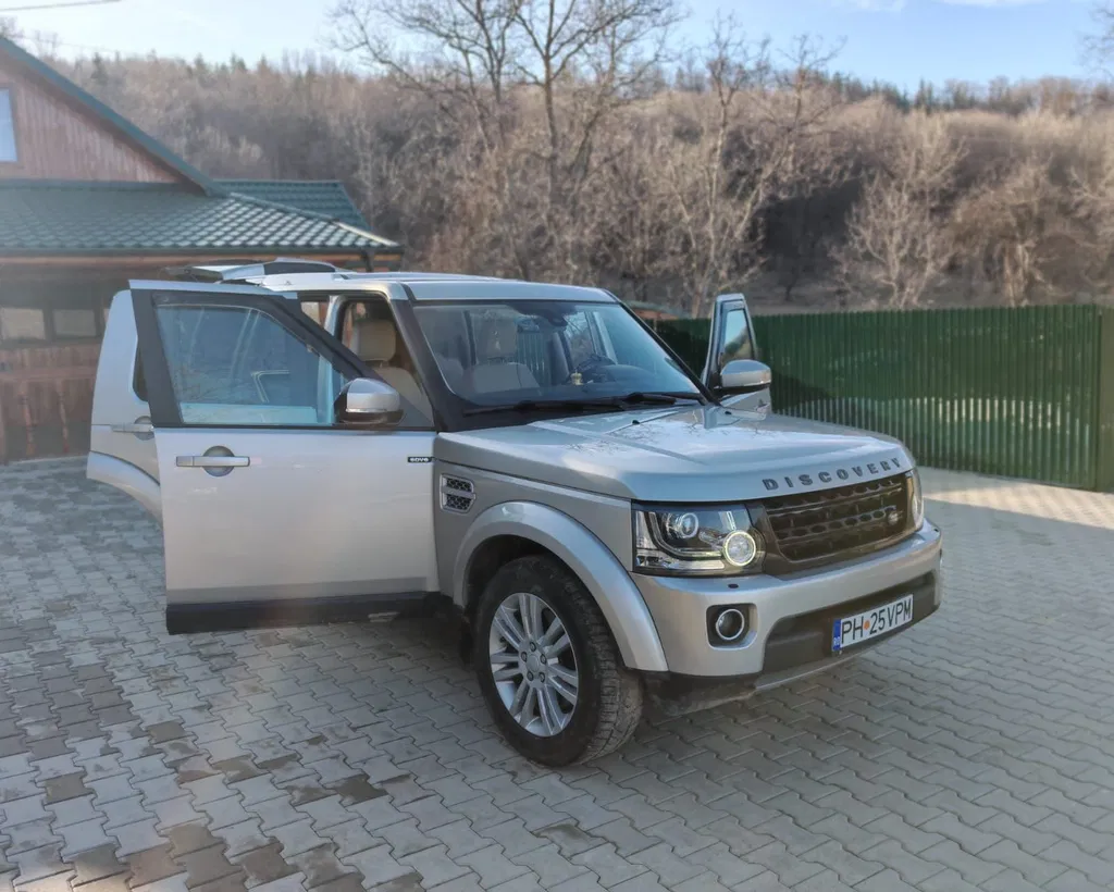 Fotografie: 2016 Land Rover Discovery