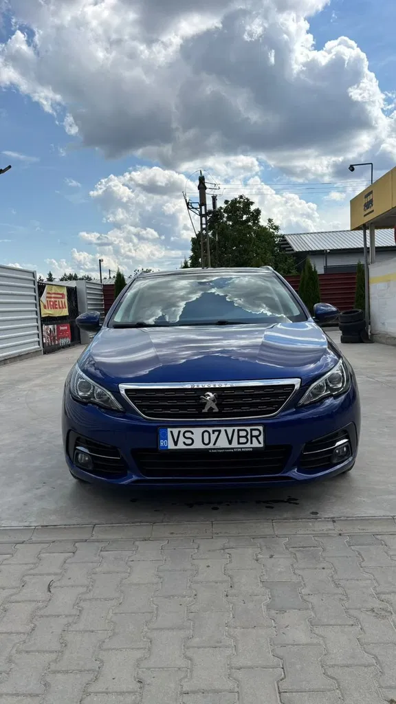 Fotografie: 2018 Peugeot 308