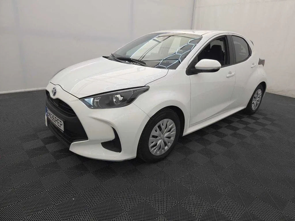 Fotografie: 2022 Toyota Yaris