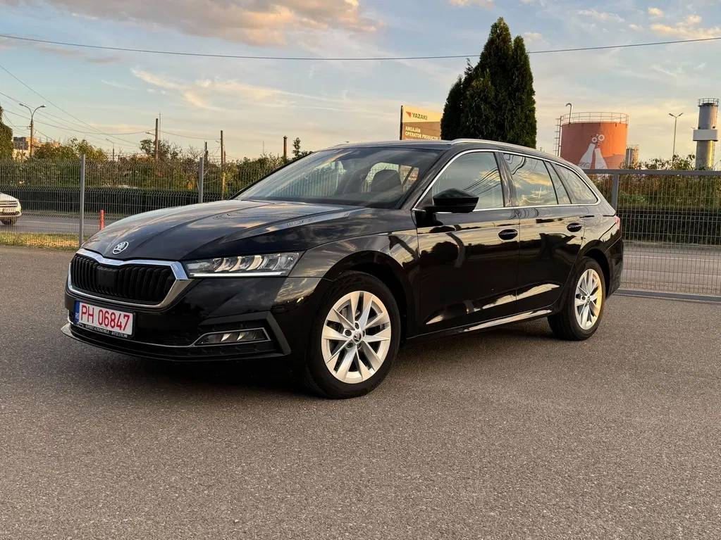 Fotografie: 2021 Skoda Octavia