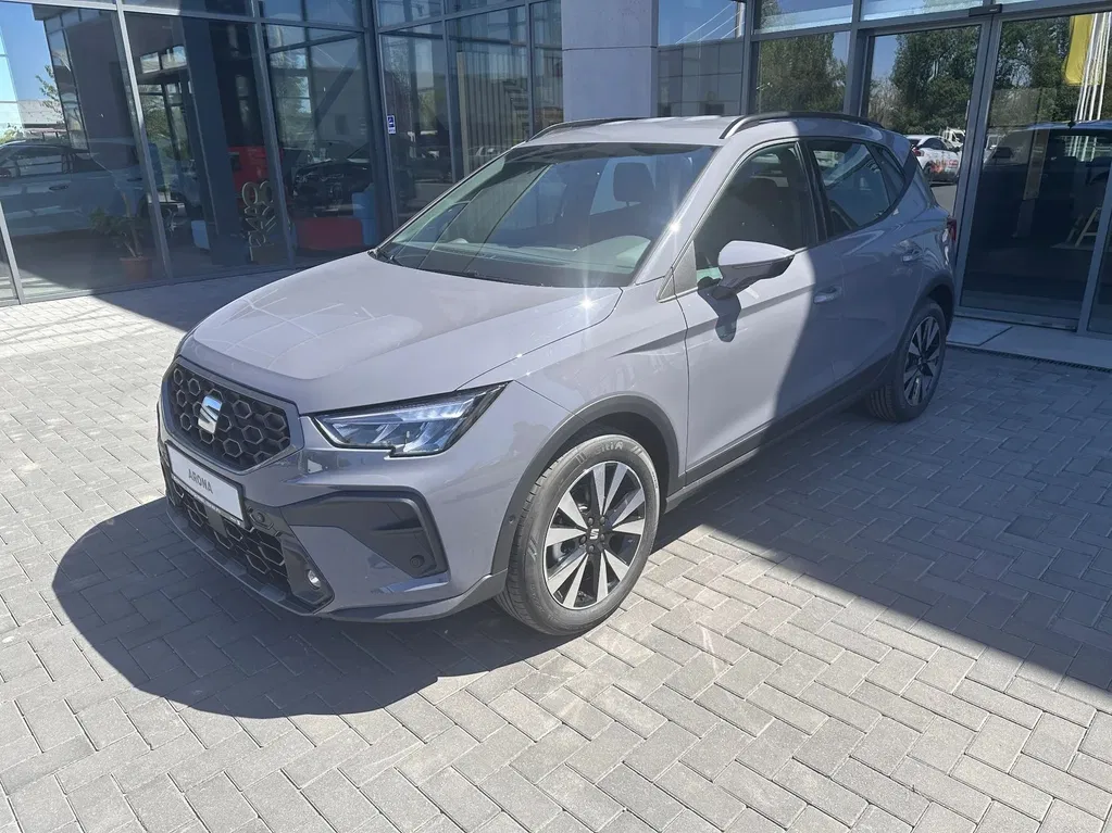 Fotografie: 2025 Seat Arona