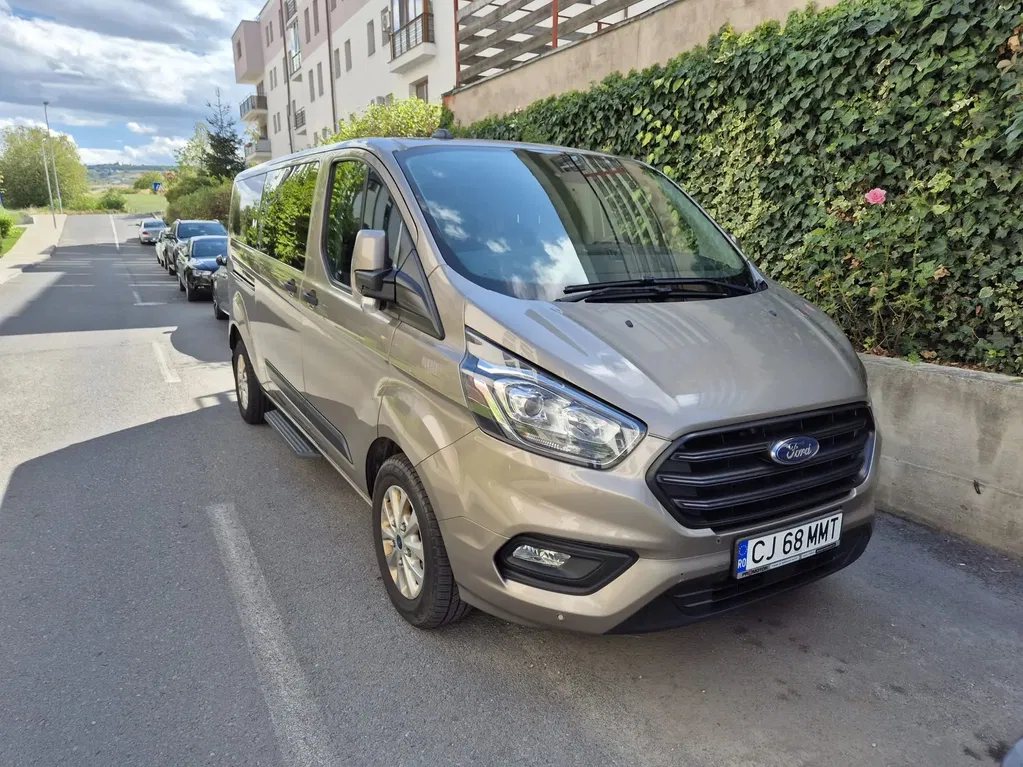 Fotografie: 2020 Ford Transit Custom