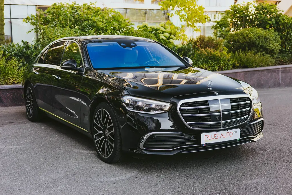 Fotografie: 2023 Mercedes-Benz S