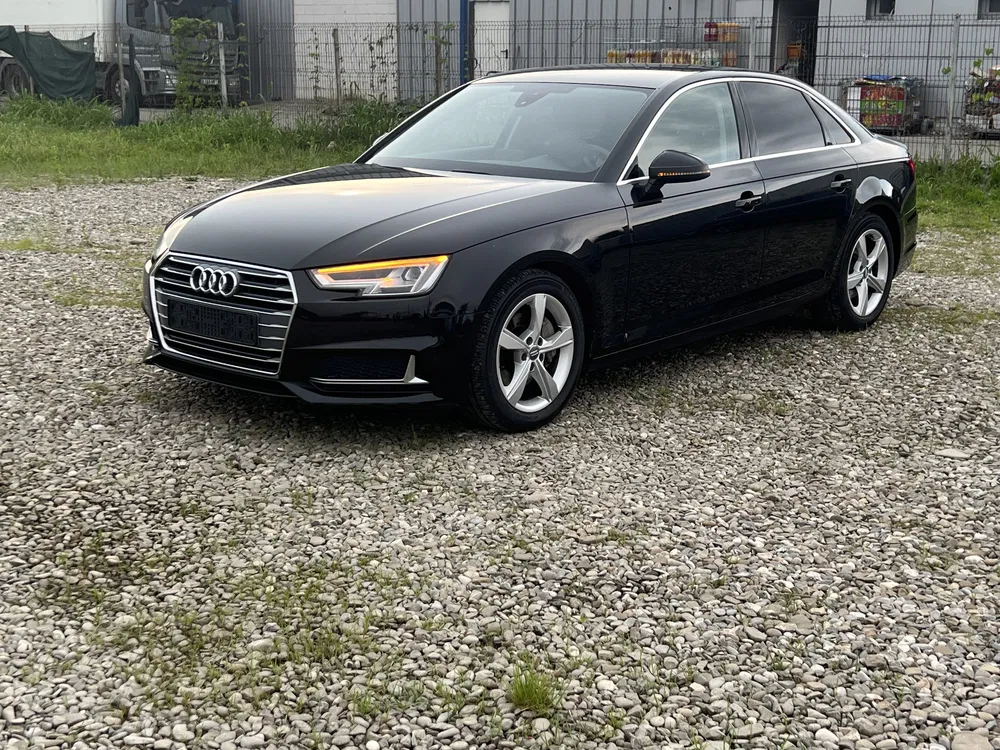 Fotografie: 2019 Audi A4 Limuzina