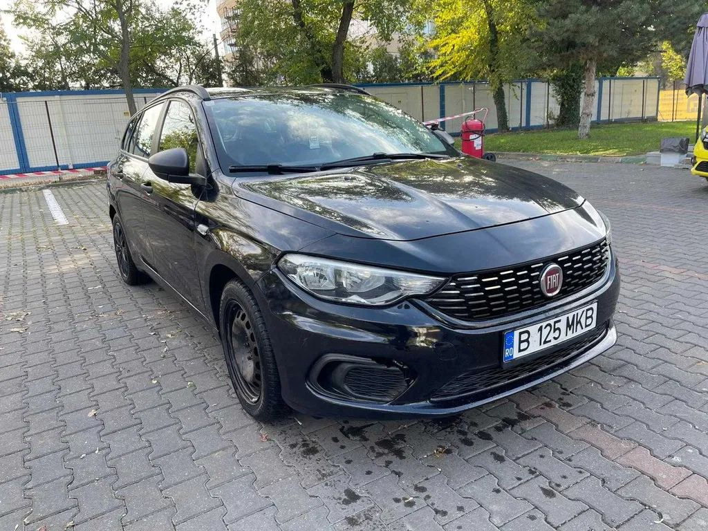 Fotografie: 2017 Fiat Tipo