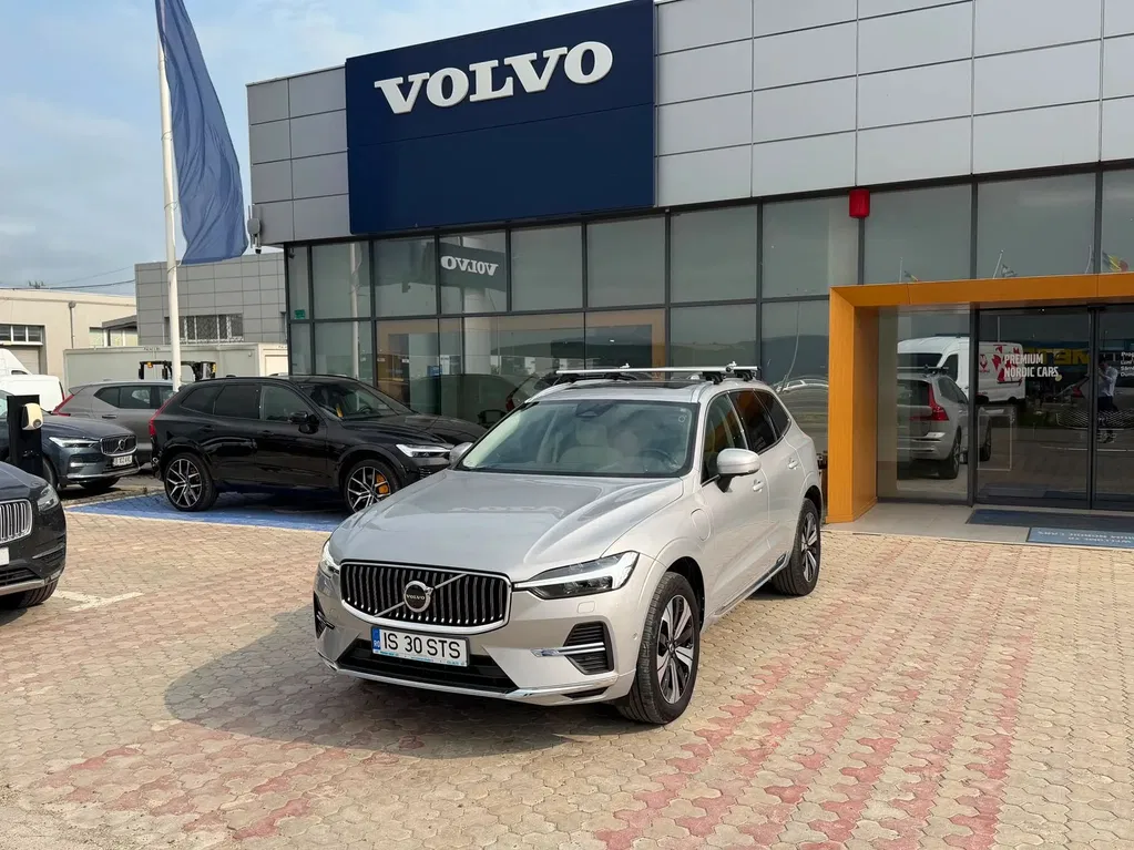 Fotografie: 2023 Volvo XC 60