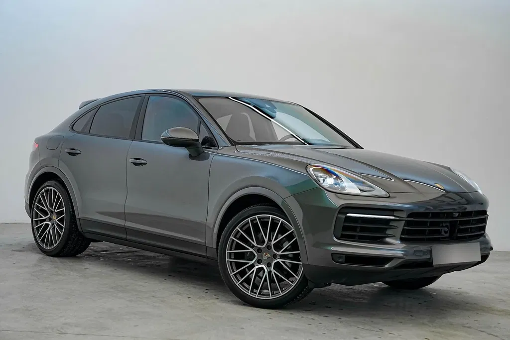Fotografie: 2020 Porsche Cayenne Coupe