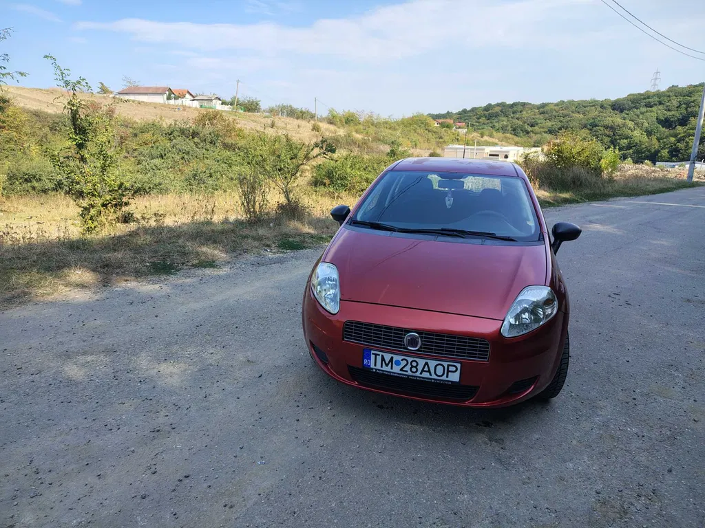 Fotografie: 2009 Fiat Grande Punto
