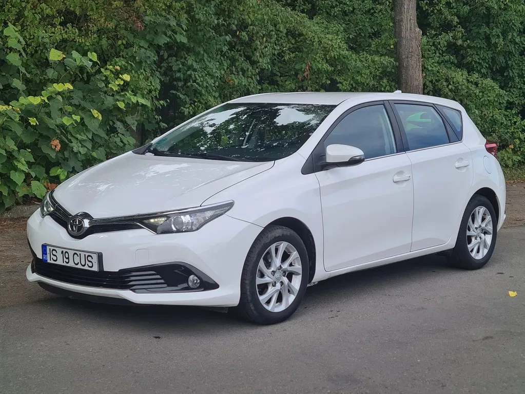 Fotografie: 2018 Toyota Auris