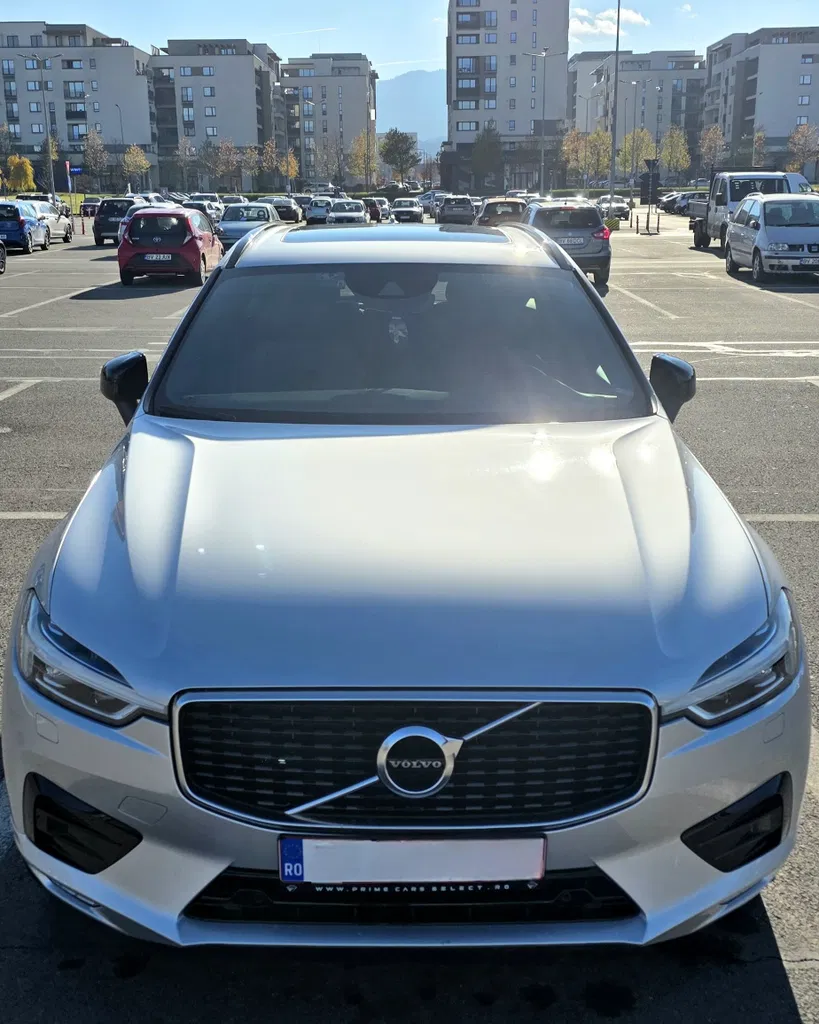 Fotografie: 2020 Volvo XC 60