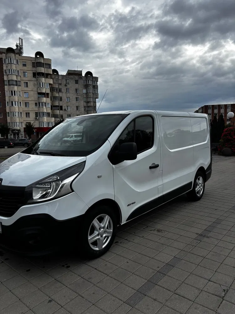 Fotografie: 2016 Renault Trafic