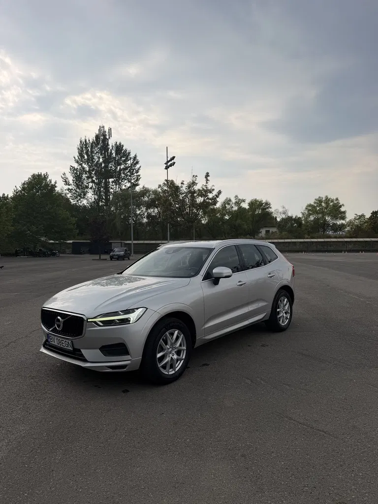 Fotografie: 2020 Volvo XC 60