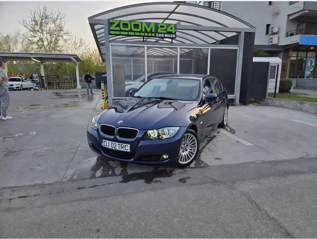 Fotografie: 2011 BMW Seria 3