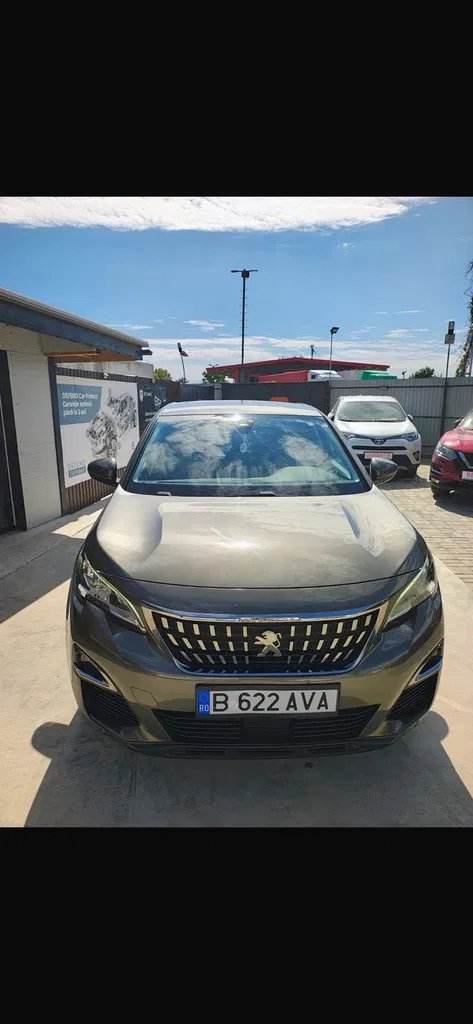 Fotografie: 2017 Peugeot 3008