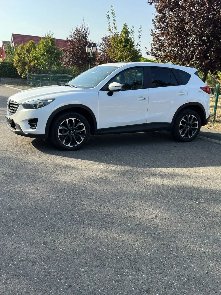 Fotografie: 2016 Mazda CX-5