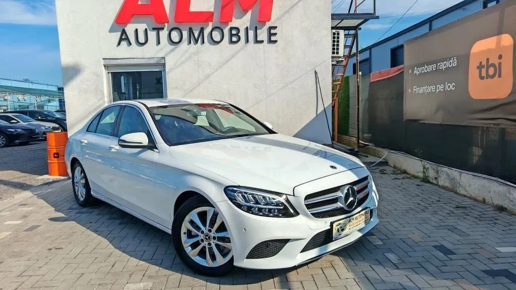 Fotografie: 2019 Mercedes-Benz C