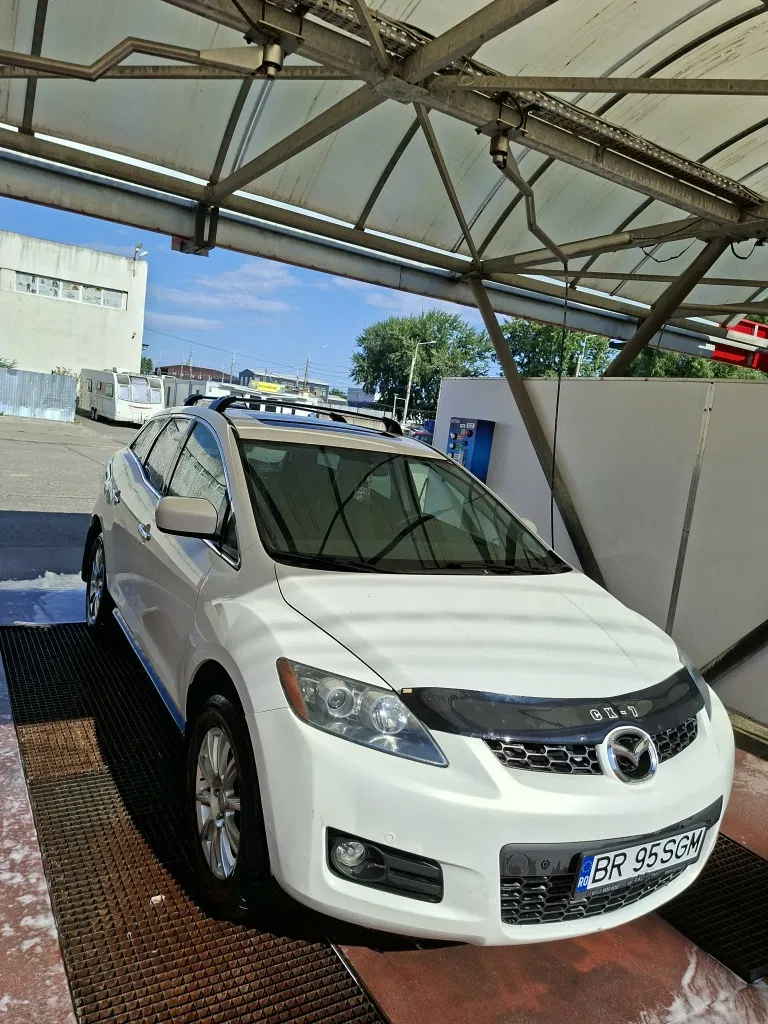Fotografie: 2008 Mazda CX-7