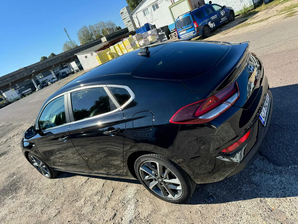Fotografie: 2022 Hyundai i30
