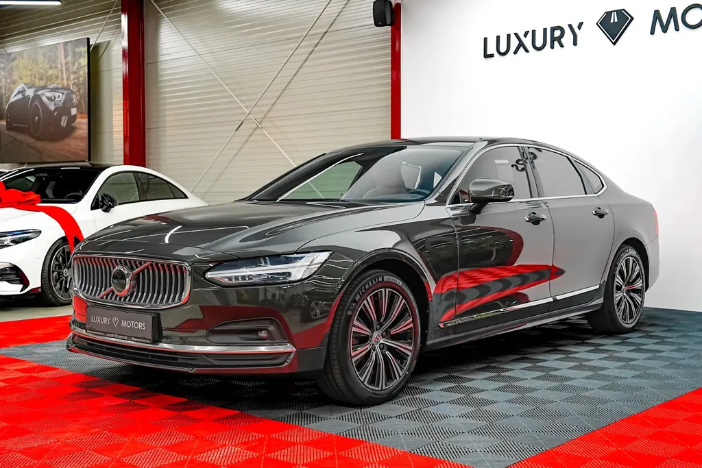 Fotografie: 2021 Volvo S90