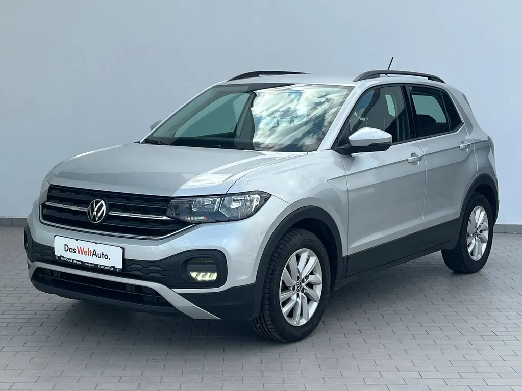 Fotografie: 2023 Volkswagen T-Cross