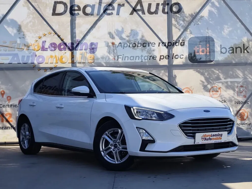 Fotografie: 2020 Ford Focus