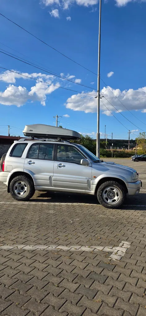 Fotografie: 2004 Suzuki Vitara