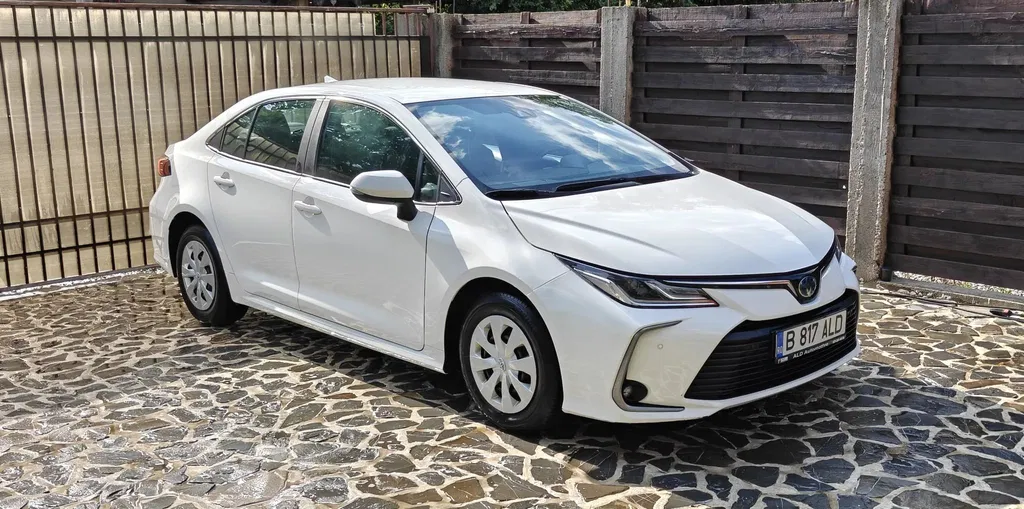 Fotografie: 2022 Toyota Corolla