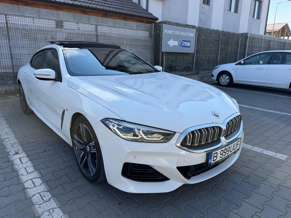 Fotografie: 2023 BMW Seria 8