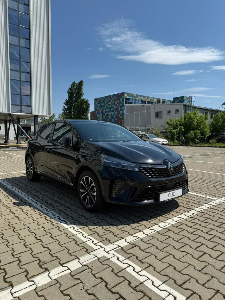 Fotografie: 2025 Renault Clio