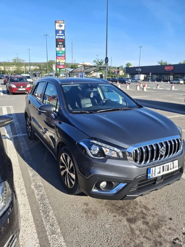 Fotografie: 2019 Suzuki SX4