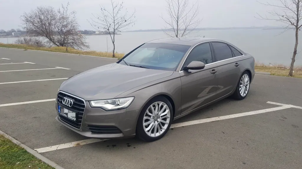 Fotografie: 2012 Audi A6 Limuzina