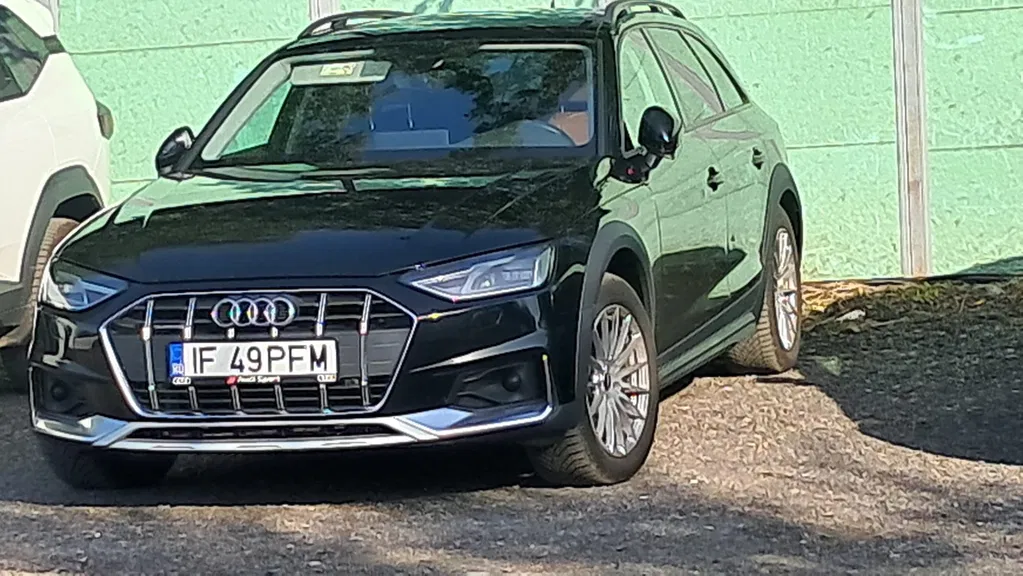 Fotografie: 2021 Audi A4 Allroad