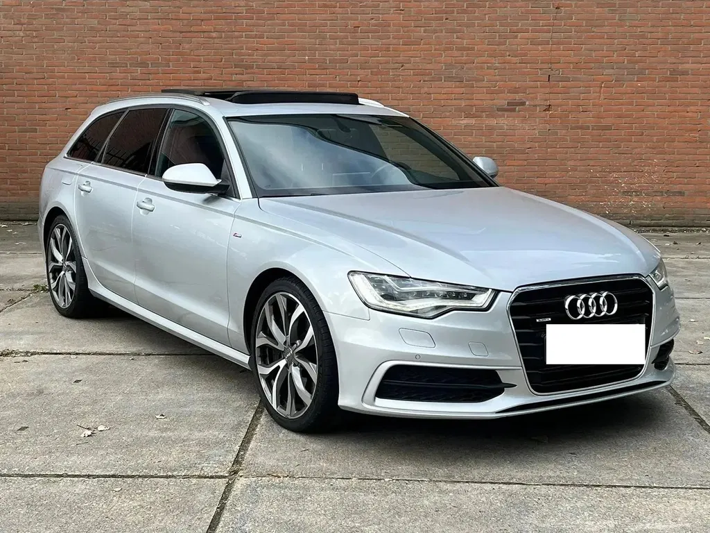 Fotografie: 2013 Audi A6 Avant