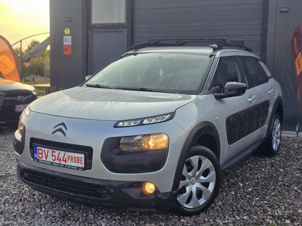 Fotografie: 2017 Citroen C4 Cactus