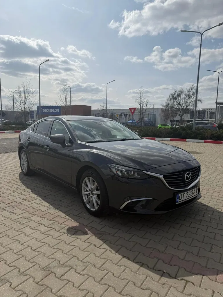 Fotografie: 2017 Mazda 6
