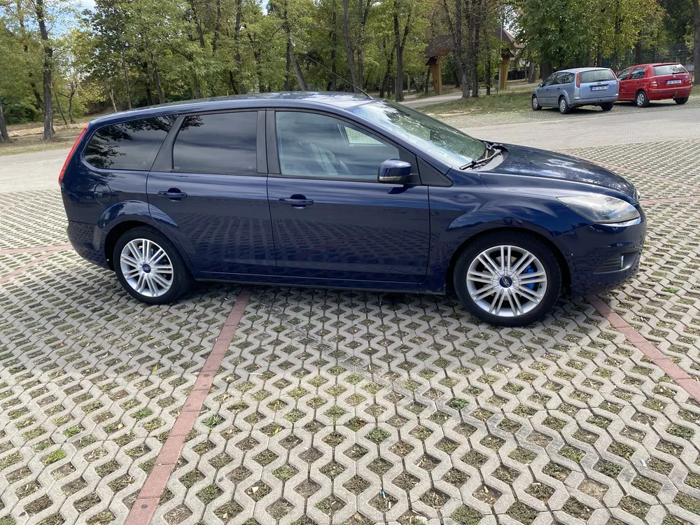 Fotografie: 2008 Ford Focus