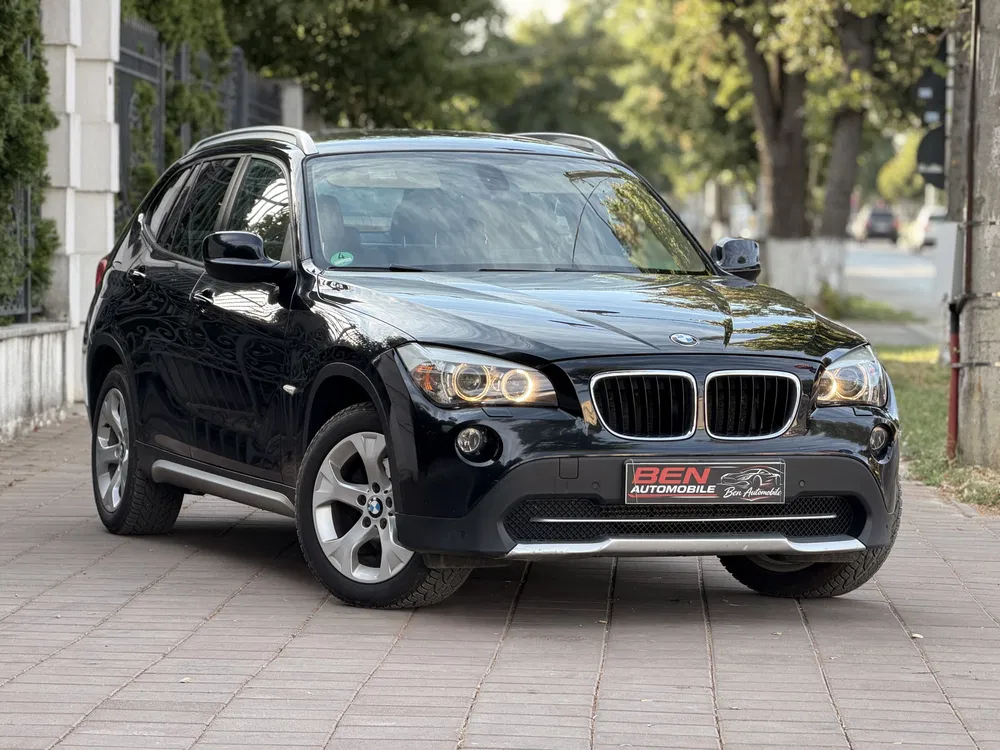 Fotografie: 2010 BMW X1