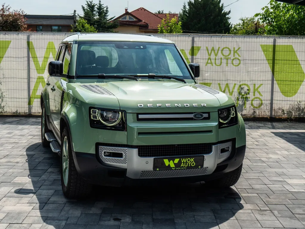 Fotografie: 2022 Land Rover Defender