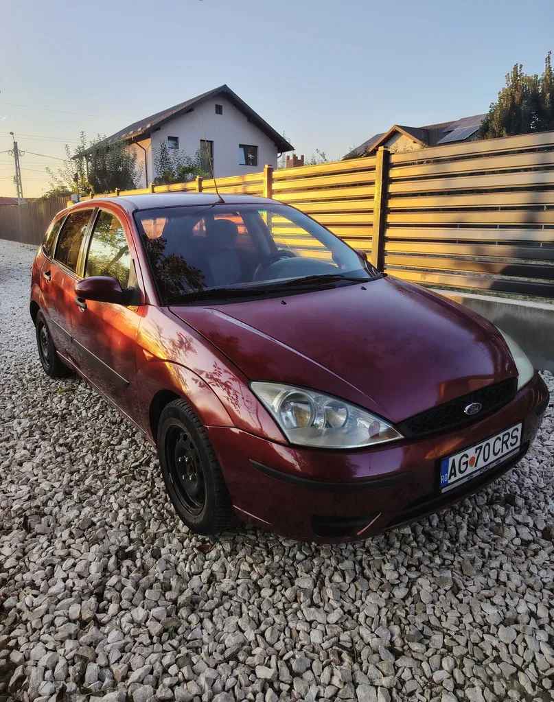 Fotografie: 2004 Ford Focus
