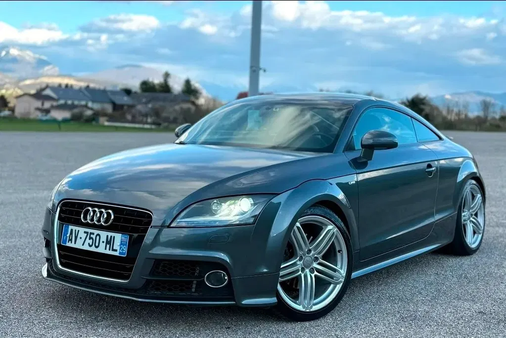 Fotografie: 2010 Audi TT