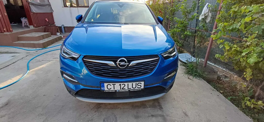 Fotografie: 2018 Opel Grandland X