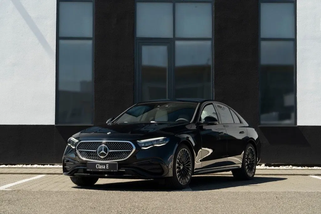 Fotografie: 2026 Mercedes-Benz E Class