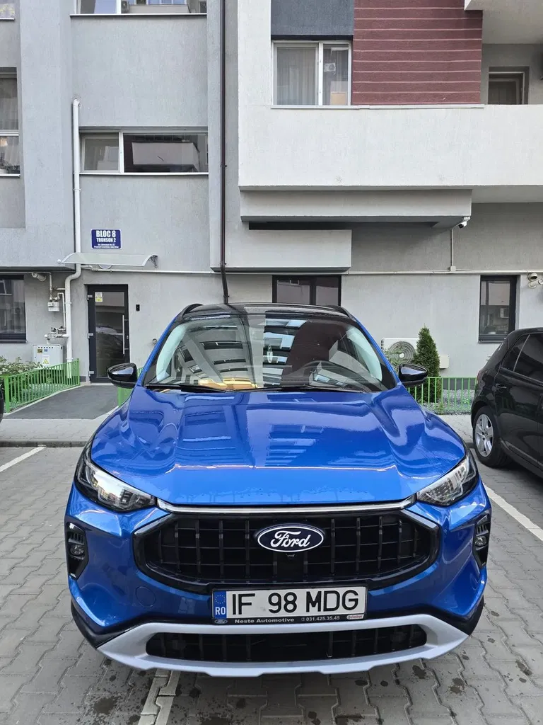 Fotografie: 2024 Ford Kuga