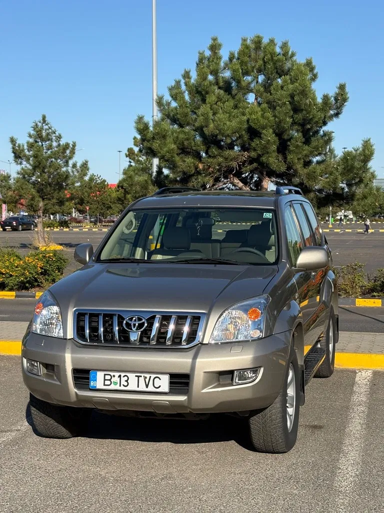 Fotografie: 2004 Toyota Land Cruiser