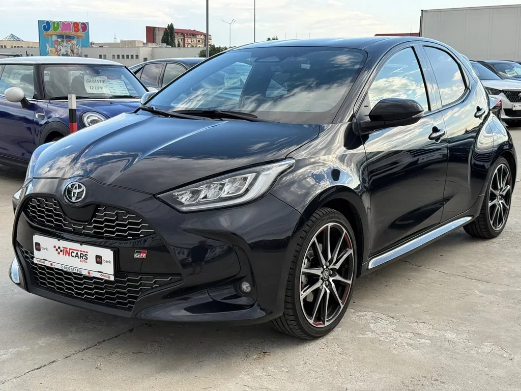 Fotografie: 2025 Toyota Yaris