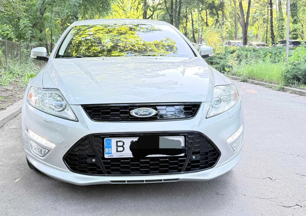 Fotografie: 2014 Ford Mondeo