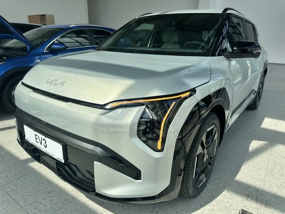 Fotografie: 2025 Kia altul